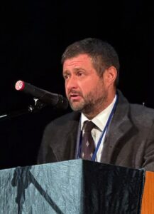 Детальніше про статтю “Всі художники, представники НСХУ, мають рівні майнові права. Ані Рада областей, ані керівництво Спілки, не можуть розпоряджатися цим майном”