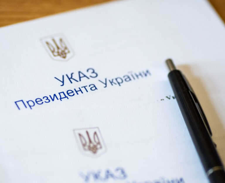 Детальніше про статтю Членів НСХУ відзначено державними стипендіями Президента України